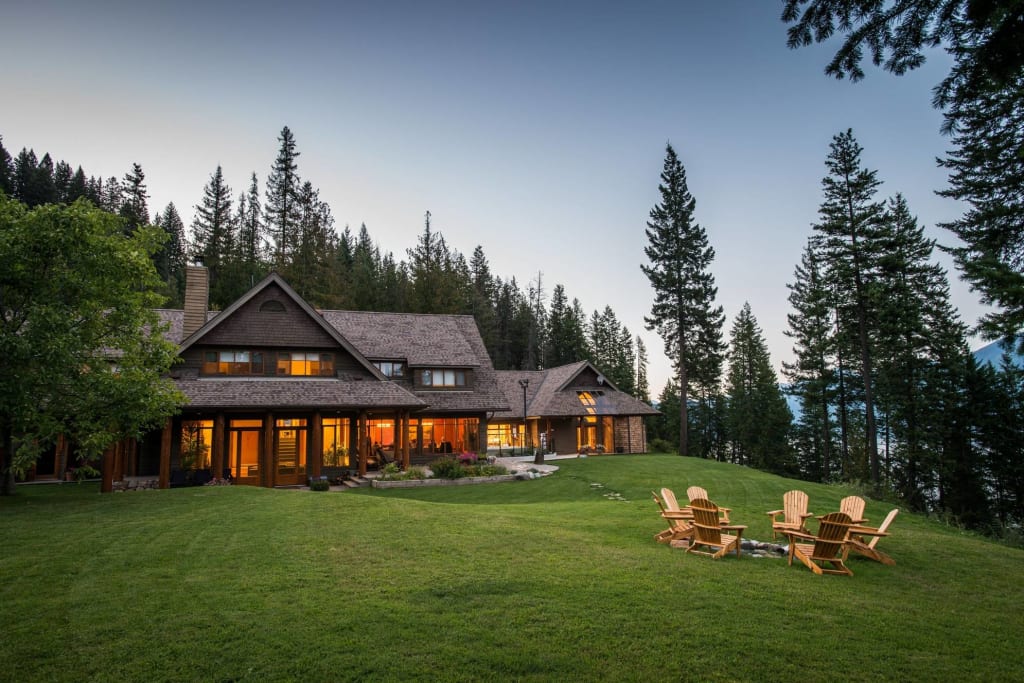 Lesser-Known Wellness Retreat in British Columbia Mountain-Trek-Lodge sunset